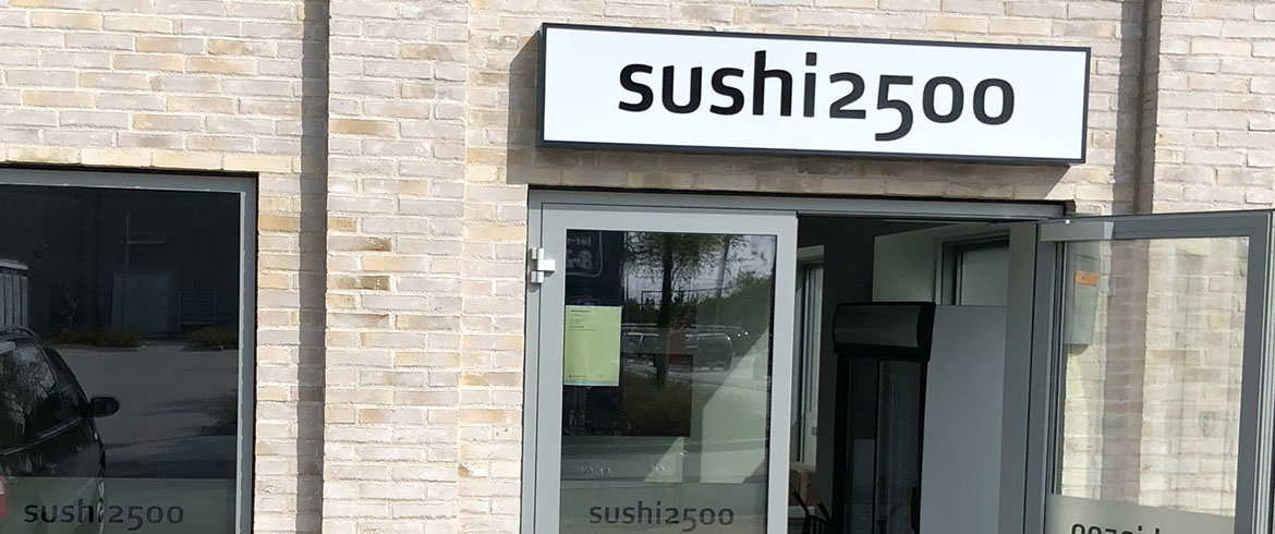 Facade Sushi Trekroner